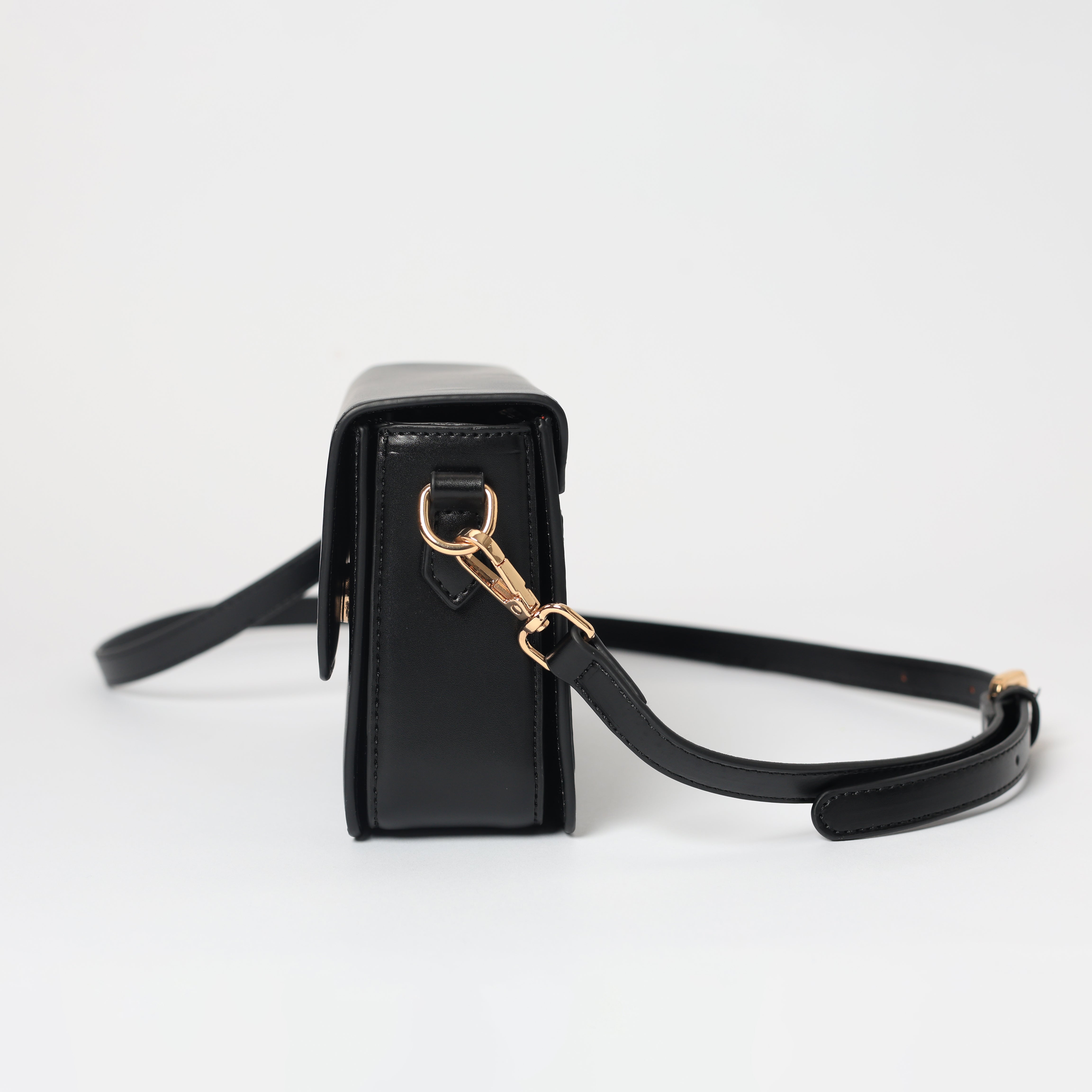 The Nectar MetroPro Cross Body Bag